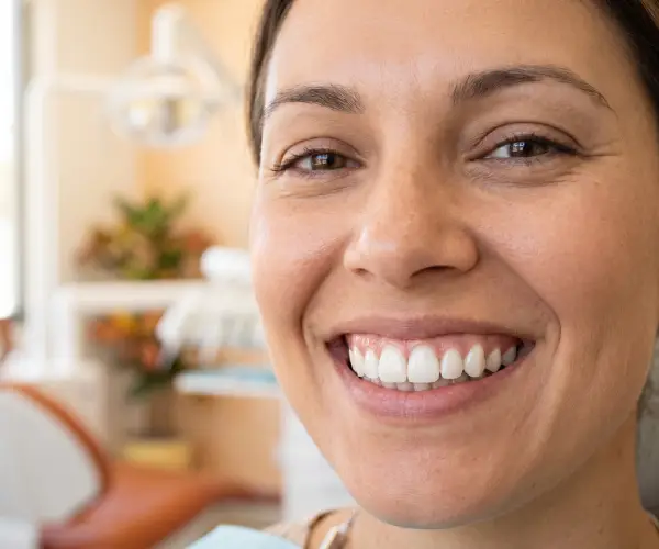 Diastema Closure